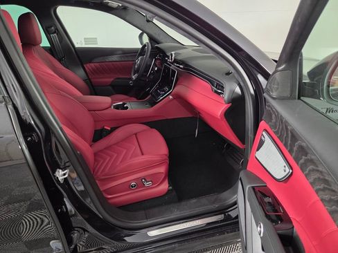 New 2026 Maserati Grecale Modena image 30