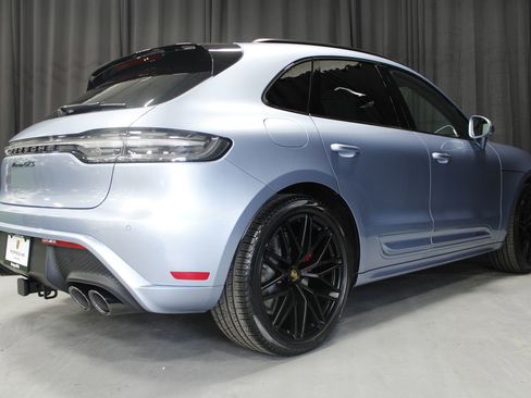 New 2026 Porsche Macan GTS image 3