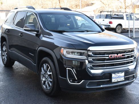 Used 2023 GMC Acadia SLT image 4