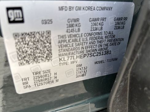 Used 2025 Chevrolet Trax LT image 27