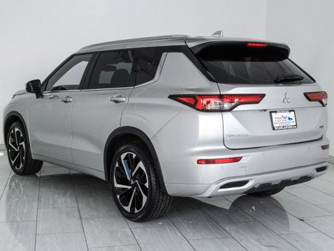 Used 2022 Mitsubishi Outlander SEL image 8