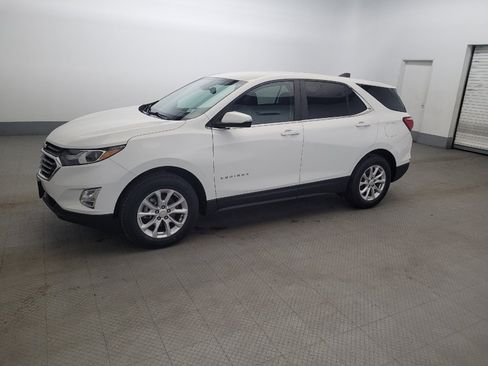 Used 2021 Chevrolet Equinox LT AWD/4WD image 2