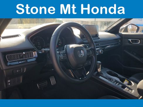 Used 2023 Honda Civic Sport image 17