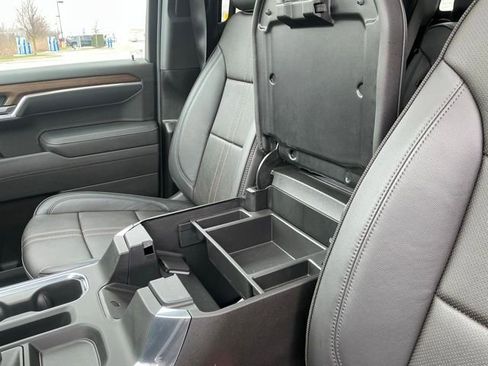 Used 2025 Chevrolet Silverado 1500 High Country w/ High Country Premium Package image 34