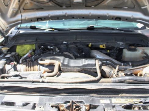 Used 2014 Ford F250 XLT w/ XLT Interior Package image 11