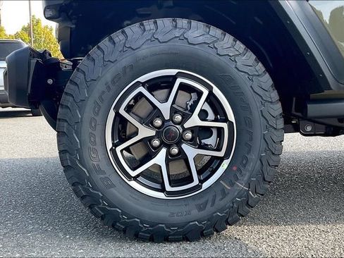 New 2025 Jeep Wrangler Rubicon image 10