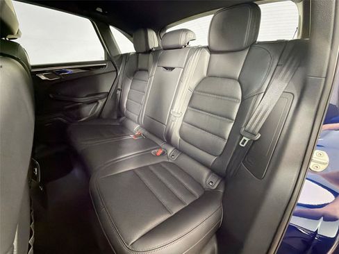 Certified 2026 Porsche Macan AWD/4WD image 26