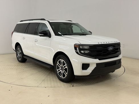 Certified 2025 Ford Expedition Max Active AWD/4WD image 7