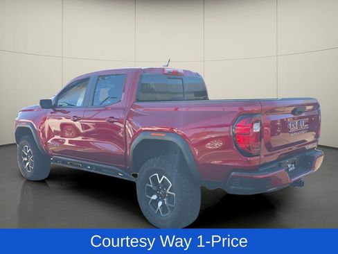 Used 2025 GMC Canyon AT4 w/ AT4X Package AWD/4WD image 5