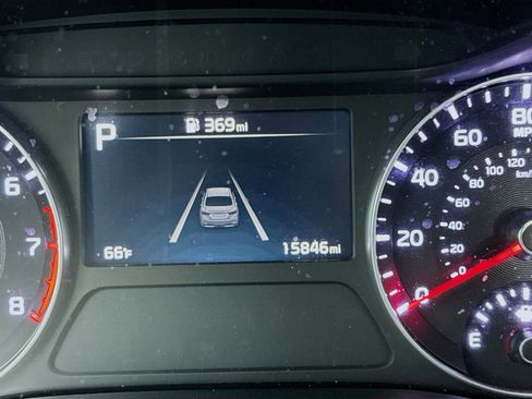 Used 2024 Kia Forte LXS image 8