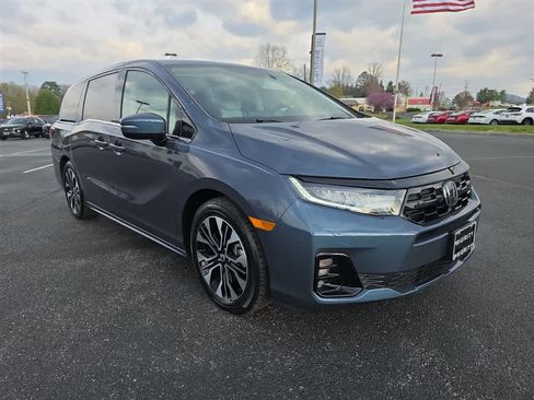 Used 2025 Honda Odyssey Elite image 4
