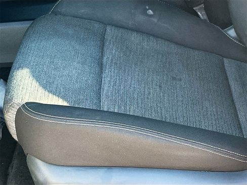 Used 2023 Nissan Rogue SV image 19