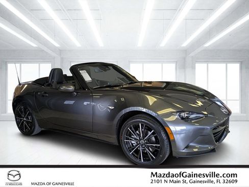 New 2026 MAZDA MX-5 Miata Grand Touring RWD image 1