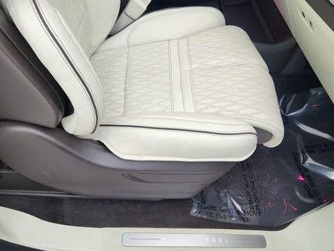 Used 2024 Lincoln Navigator L Black Label image 22