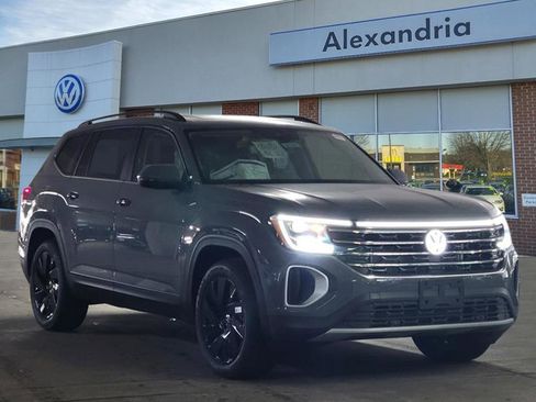 New 2026 Volkswagen Atlas SE AWD/4WD image 1