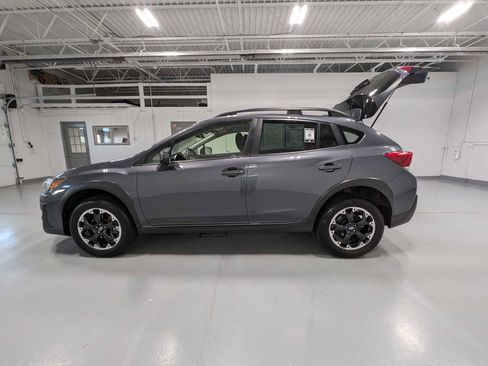 Used 2023 Subaru Crosstrek 2.0i Premium AWD/4WD image 12