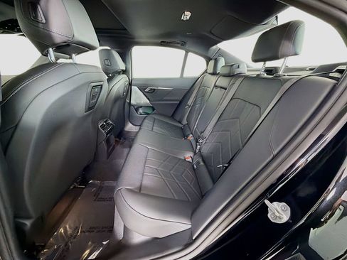Used 2026 BMW 530i w/ Premium Package RWD image 26
