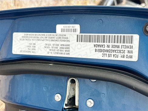 Used 2022 Chrysler 300 Touring w/ Sport Appearance Package image 34