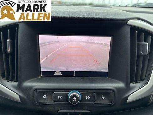 Used 2023 GMC Terrain SLE w/ Driver Convenience Package FWD image 10