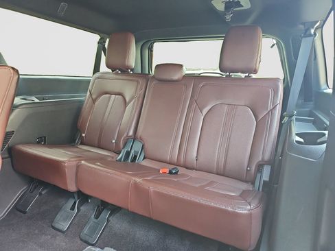 Used 2022 Ford Expedition Max Limited RWD image 24