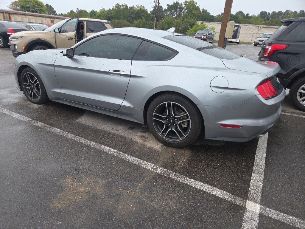 Used 2022 Ford Mustang Coupe w/ Equipment Group 101A RWD image 10