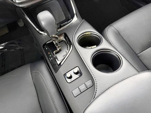 Used 2016 Toyota Avalon Limited FWD image 61