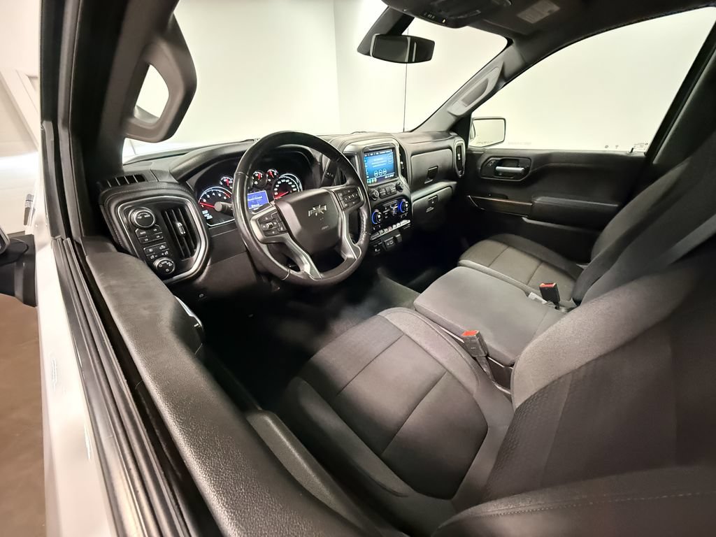 Used 2021 Chevrolet Silverado 1500 RST w/ Z71 Off-Road Package AWD/4WD image 2