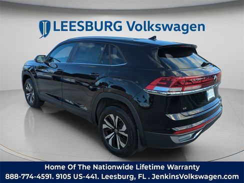 New 2026 Volkswagen Atlas Cross Sport SE image 9