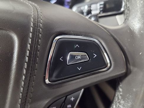 Used 2019 Lincoln MKZ Premiere FWD image 17