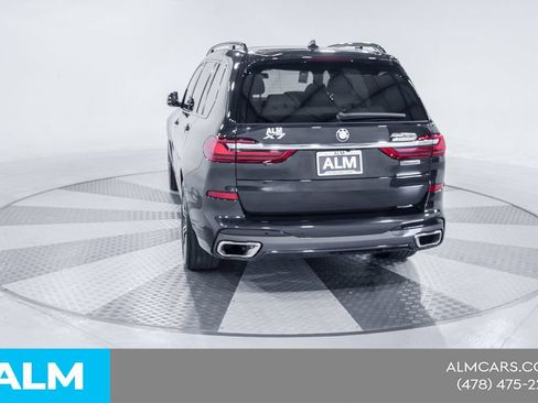 Used 2022 BMW X7 xDrive40i w/ M Sport Package AWD/4WD image 7