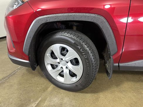 Used 2020 Toyota RAV4 LE w/ All Weather Liner Package AWD/4WD image 4