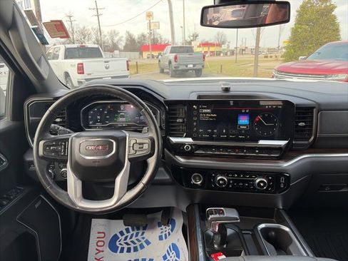 Used 2022 GMC Sierra 1500 SLT w/ SLT Convenience Package image 14