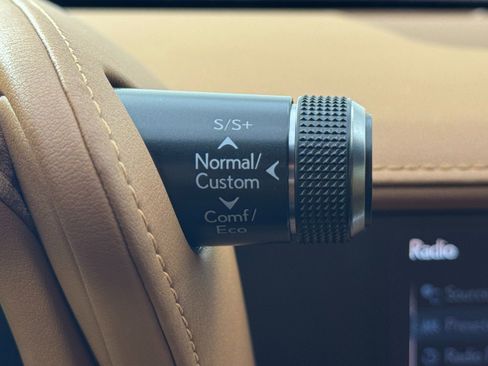 Used 2022 Lexus LC 500 Coupe image 24