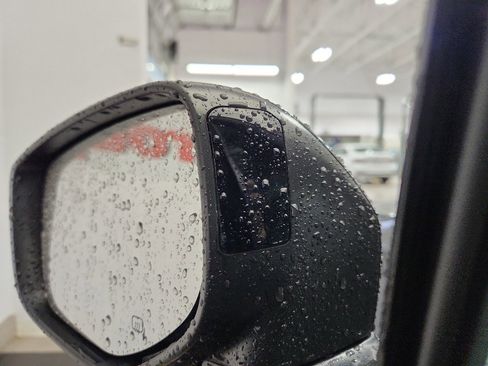 Certified 2025 Subaru Outback Onyx Edition image 9