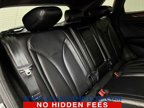 Used 2018 Lincoln MKC Select image 19