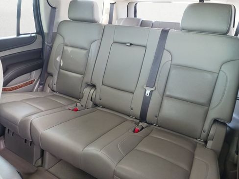 Used 2017 Chevrolet Tahoe Premier RWD image 9