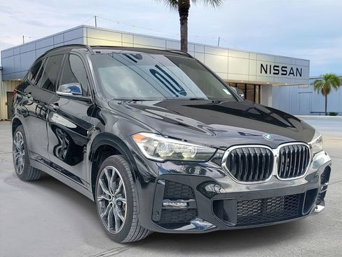 Used 2021 BMW X1 sDrive28i w/ M Sport Package FWD image 13