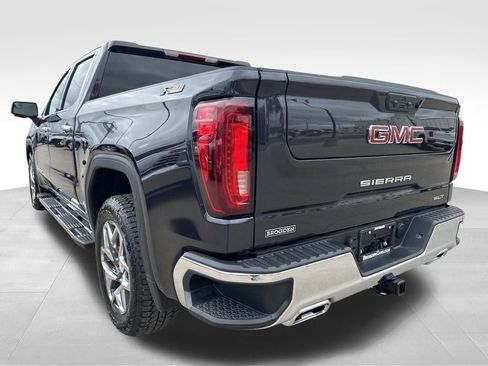 Used 2024 GMC Sierra 1500 SLT w/ SLT Premium Package AWD/4WD image 15