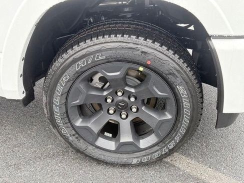 New 2026 RAM 1500 Big Horn AWD/4WD image 11