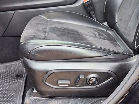 Used 2024 Jeep Grand Cherokee L Laredo image 21