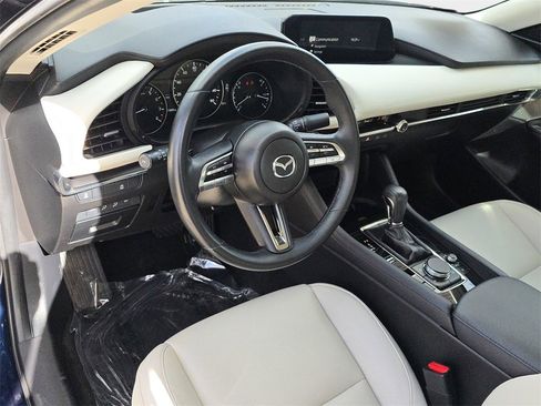 Used 2023 MAZDA MAZDA3 s image 19