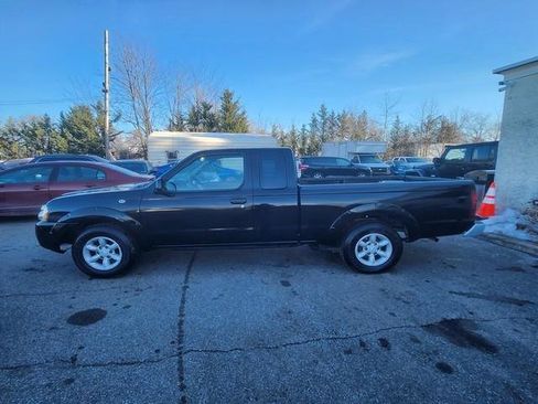 Used 2004 Nissan Frontier XE w/ (VTP) Value Truck Pkg image 4