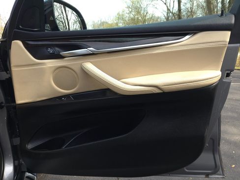 Used 2018 BMW X5 xDrive40e image 20