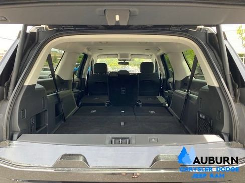 Used 2025 Ford Expedition Max Active AWD/4WD image 14