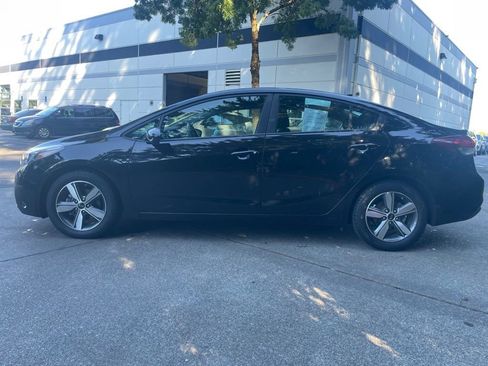 Used 2018 Kia Forte S FWD image 6