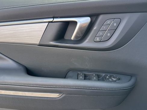 New 2026 Buick Enclave Preferred AWD/4WD image 11