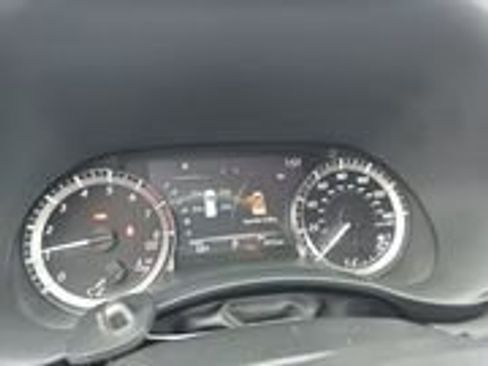 Used 2023 Toyota Highlander LE image 10