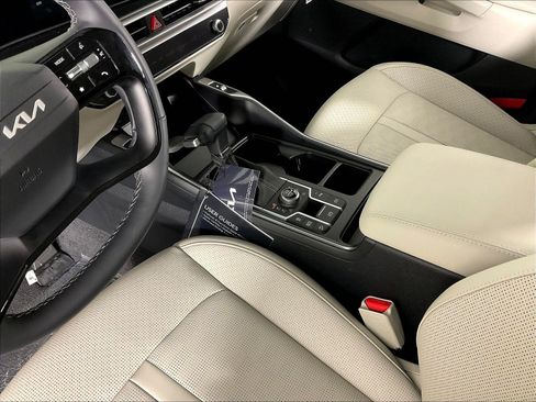 New 2026 Kia Sorento S w/ S Panoramic Sunroof Package AWD/4WD image 12
