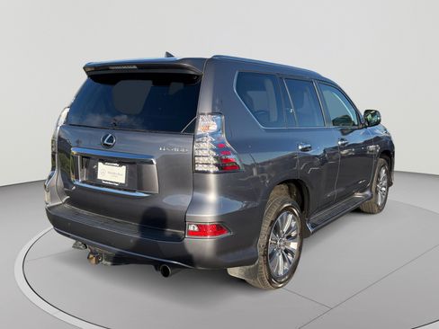 Used 2020 Lexus GX 460 Luxury w/ Accessory Package AWD/4WD image 5