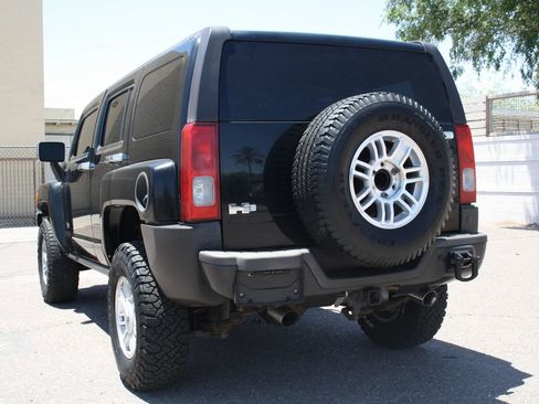 Used 2007 HUMMER H3 w/ Chrome Appearance Package AWD/4WD image 29